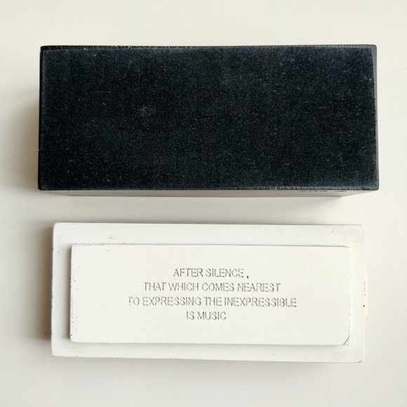 NEW Piano Keys Storage Box - Picture 6 of 6